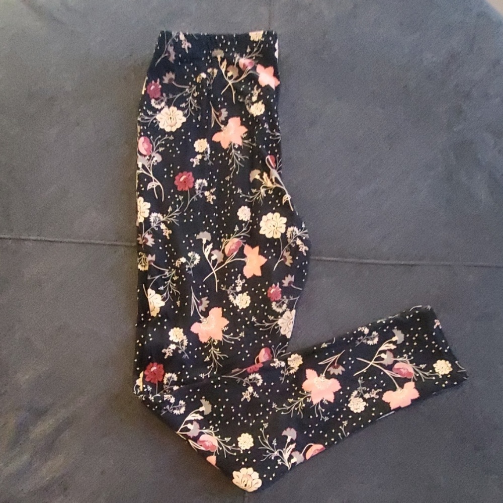 Floral pattern leggings